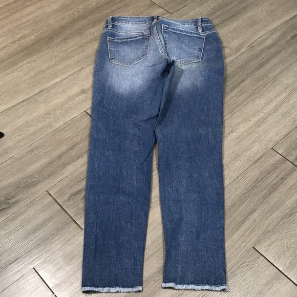 KanCan Fray Hem Medium Wash Distressed Mid-Rise Jeans size 29 - Picture 2 of 10